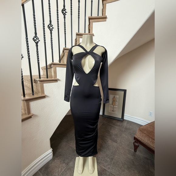 Oh Polly Dresses & Skirts - OH POLLY Black Cut Out Maxi Dress US 6 Sexy Bodycon Long Sleeve Evening Party